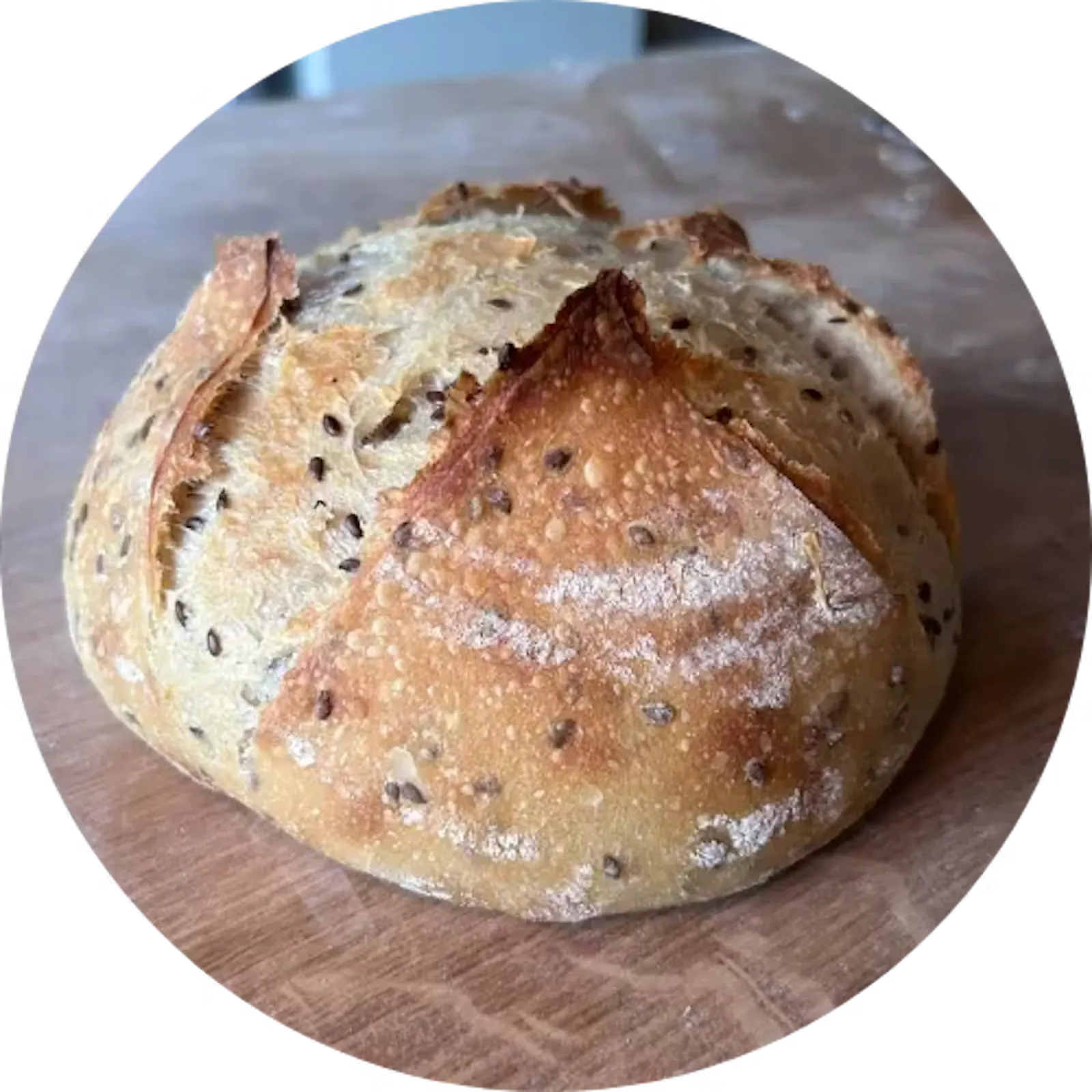 Juulian Kotileipomon pellavainen hapanjuurileipä pellavansiemenillä